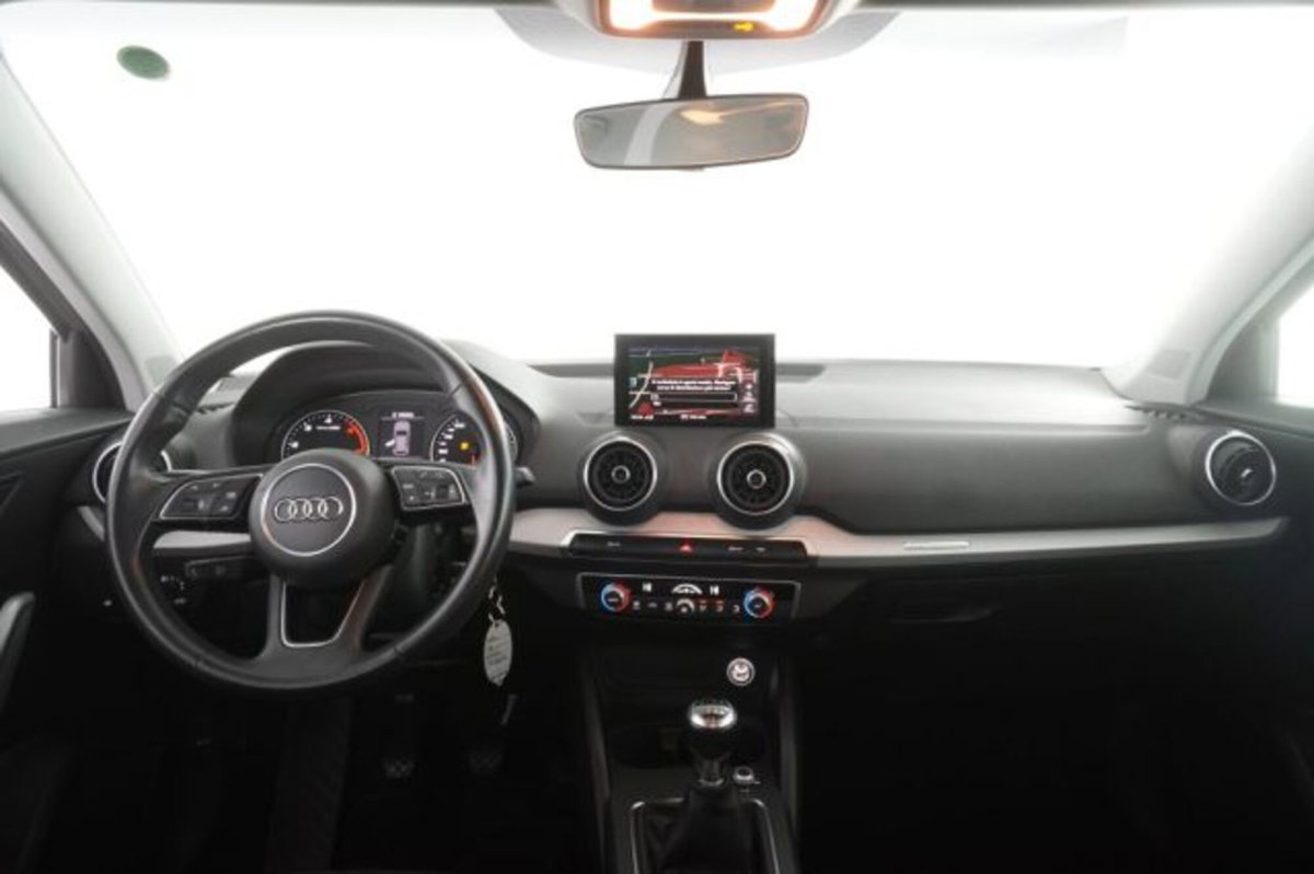 Audi Q2 Q2 30 TDI Business (12)