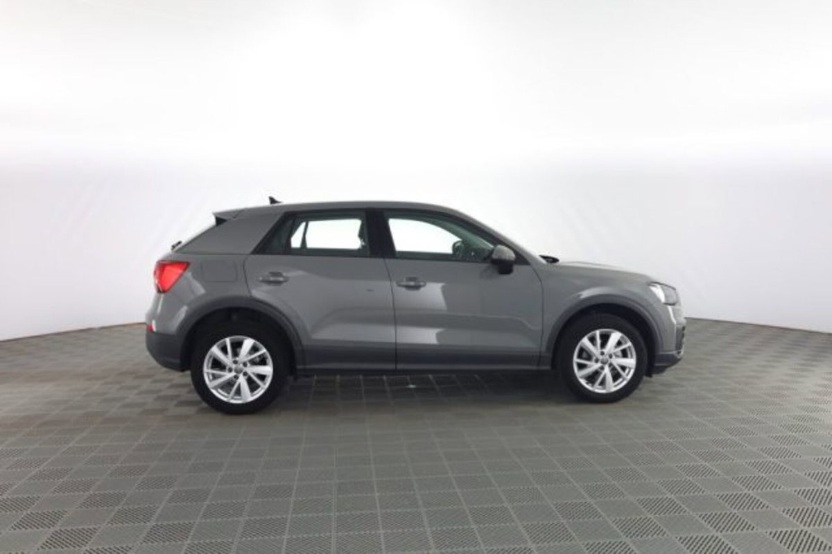 Audi Q2 Q2 30 TDI Business (3)