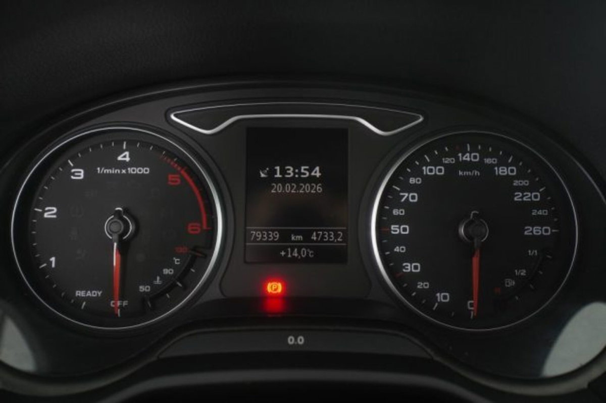 Audi Q2 Q2 30 TDI S tronic Business (14)