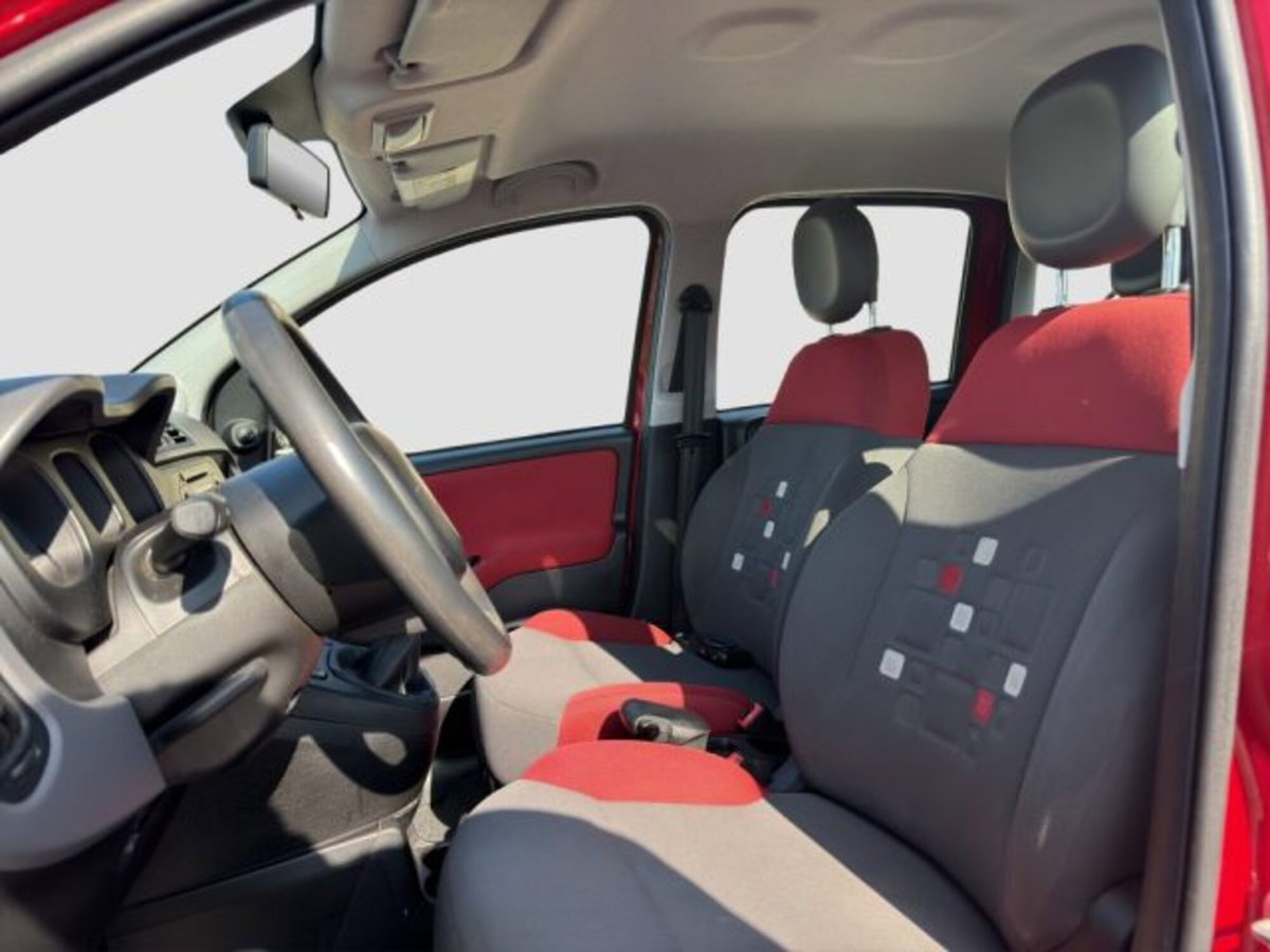 Fiat Panda 1.3 MJT 95 CV S&S Easy (9)