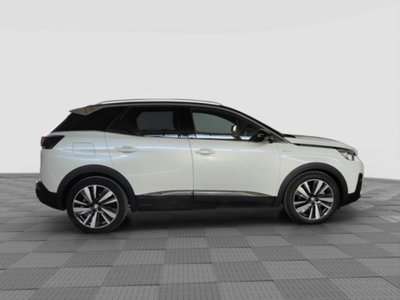 Peugeot 3008 Hybrid4 300 e-EAT8 GT (6)
