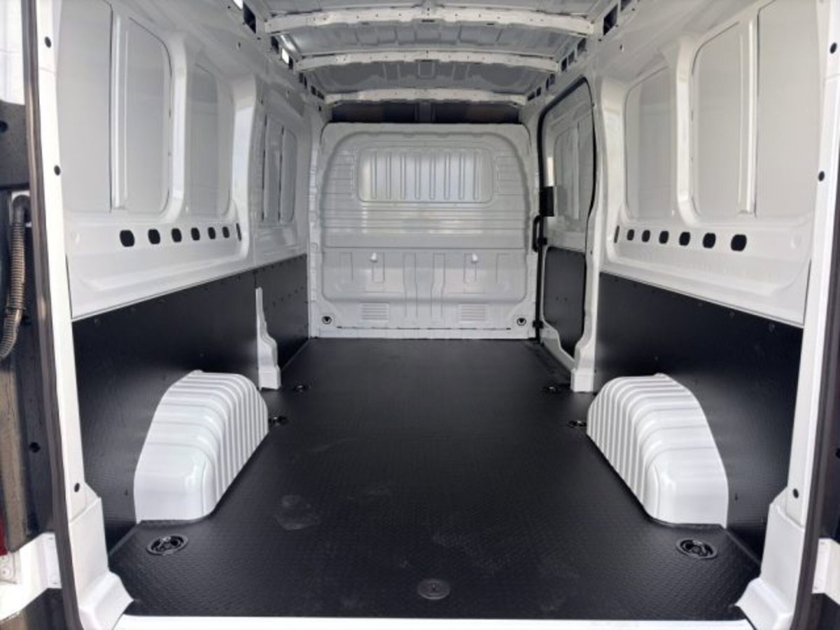 Maxus Deliver Furgone Deliver 9 2.0 crdi 150cv L3H3 fwd (12)