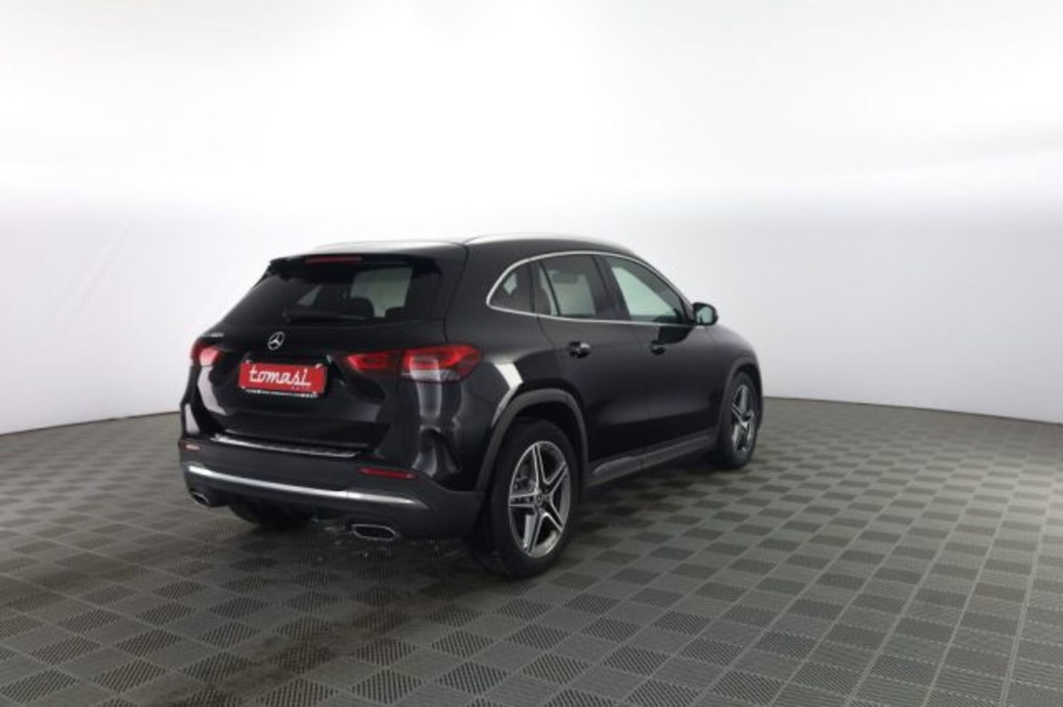 Mercedes-Benz CLA Shooting Brake 180 d Automatic Shooting Brake Premium (4)