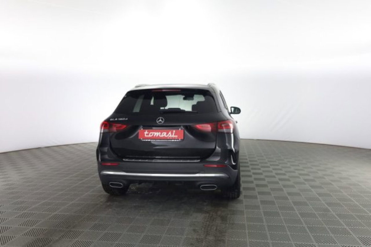Mercedes-Benz CLA Shooting Brake 180 d Automatic Shooting Brake Premium (5)