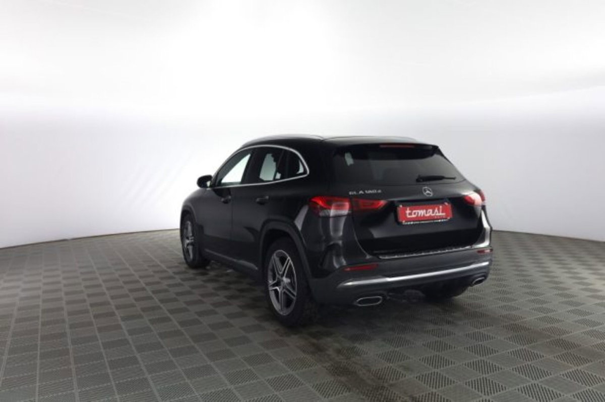 Mercedes-Benz CLA Shooting Brake 180 d Automatic Shooting Brake Premium (6)