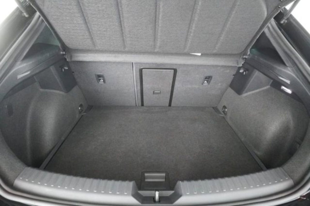 Cupra Leon Leon 2.0 tdi 150cv dsg (6)