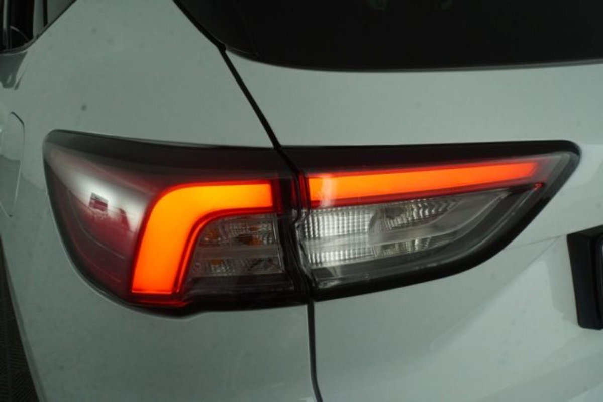 Ford Kuga 1.5 EcoBlue 120 CV 2WD ST-Line (10)