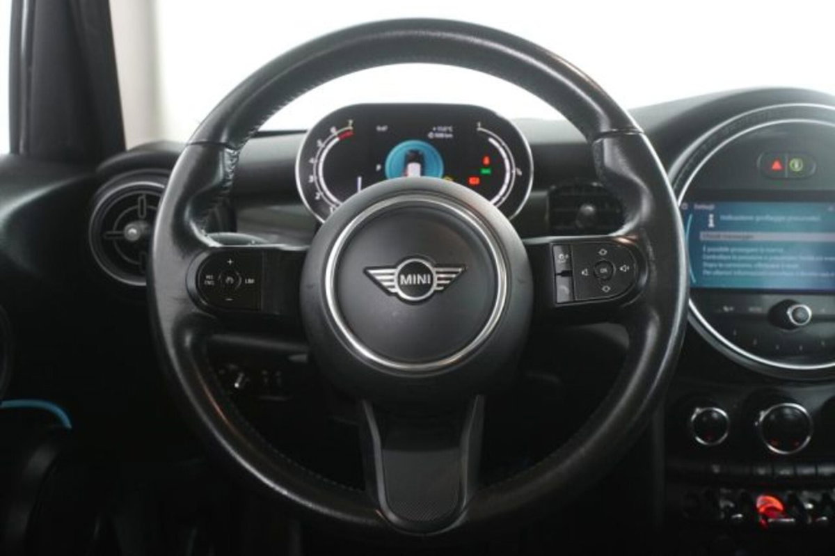 MINI Mini 1.5 Cooper Classic 5 porte (12)