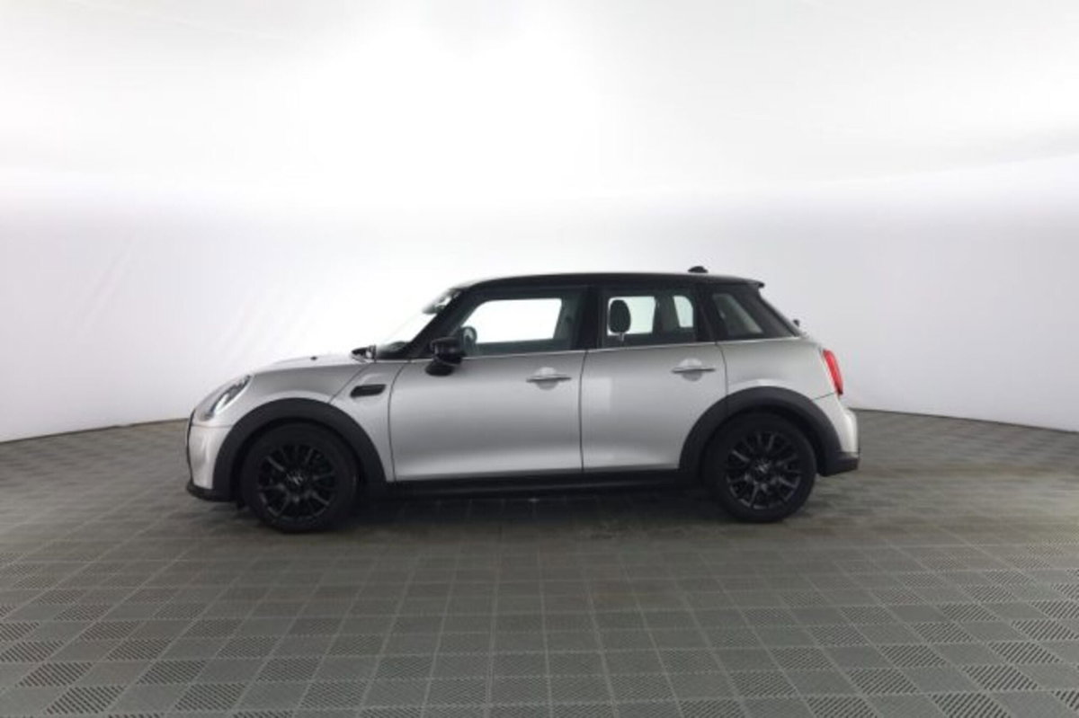 MINI Mini 1.5 Cooper Classic 5 porte (7)