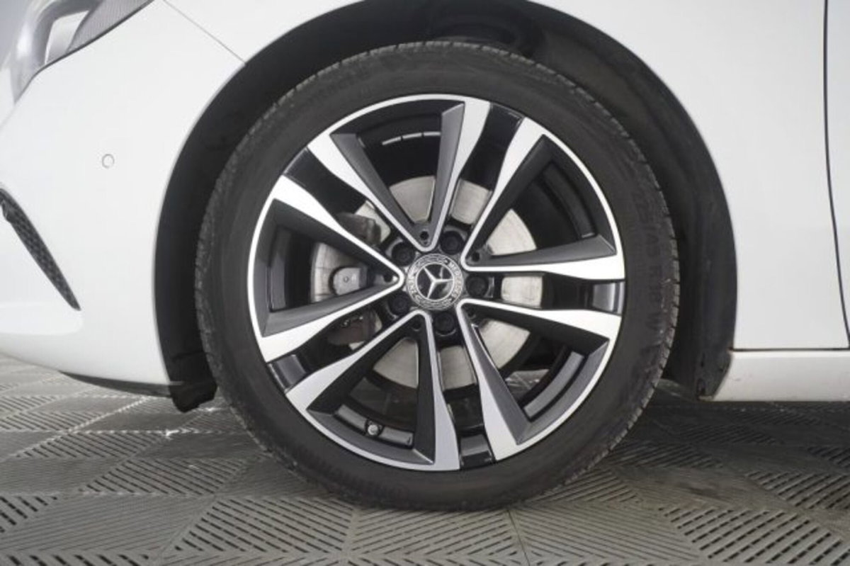 Mercedes-Benz CLA 200 d Sport (16)