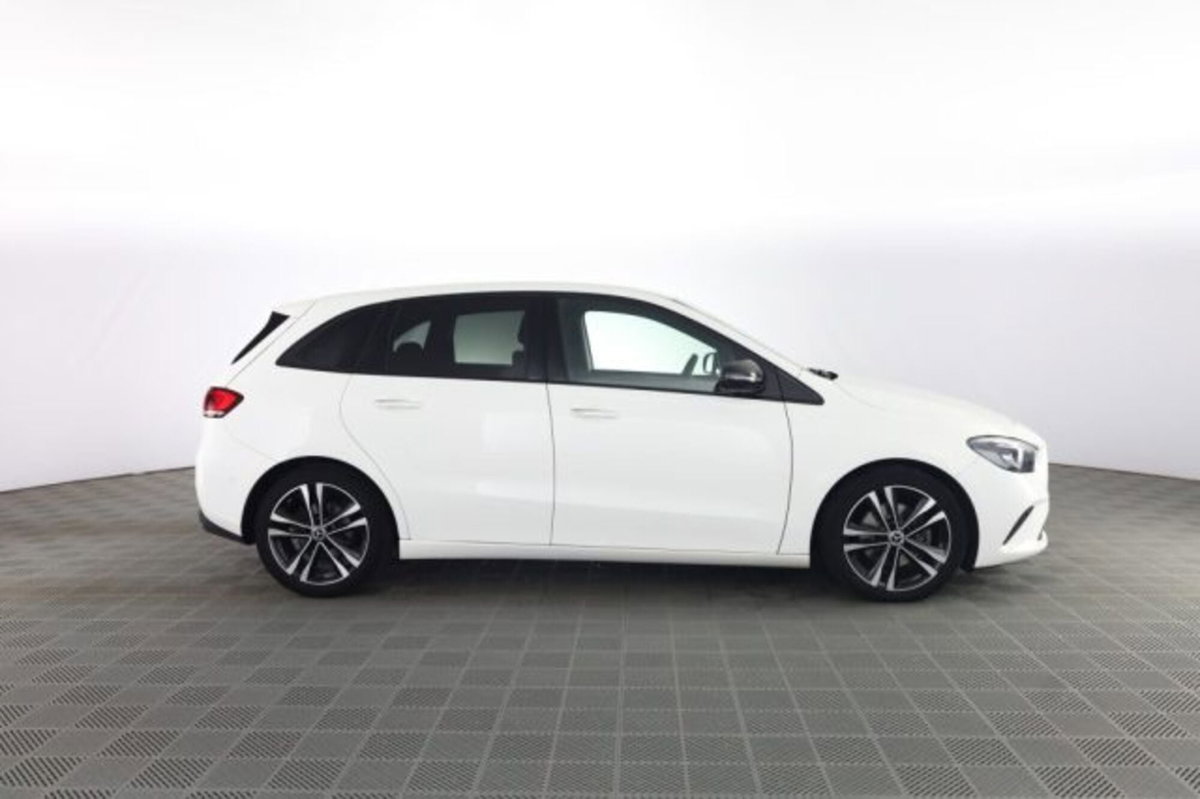 Mercedes-Benz CLA 200 d Sport (3)