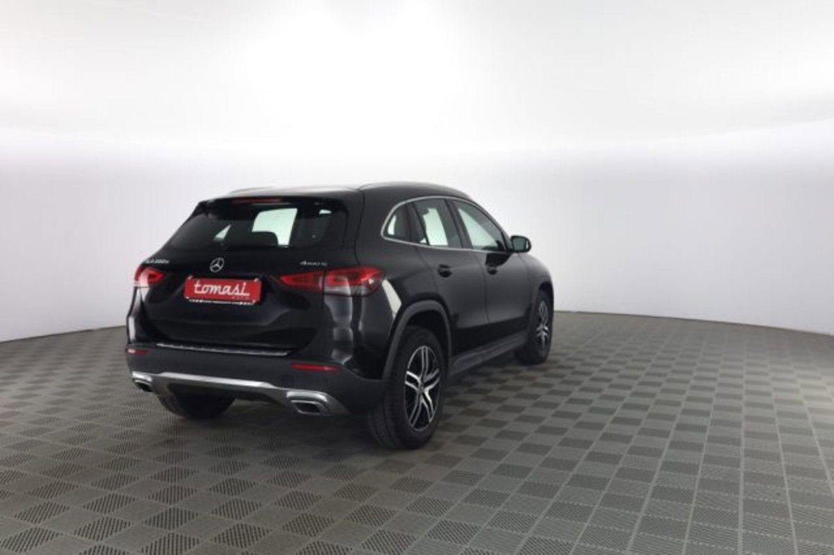 Mercedes-Benz CLA Shooting Brake 200 d Automatic 4Matic Shooting Brake Sport (4)