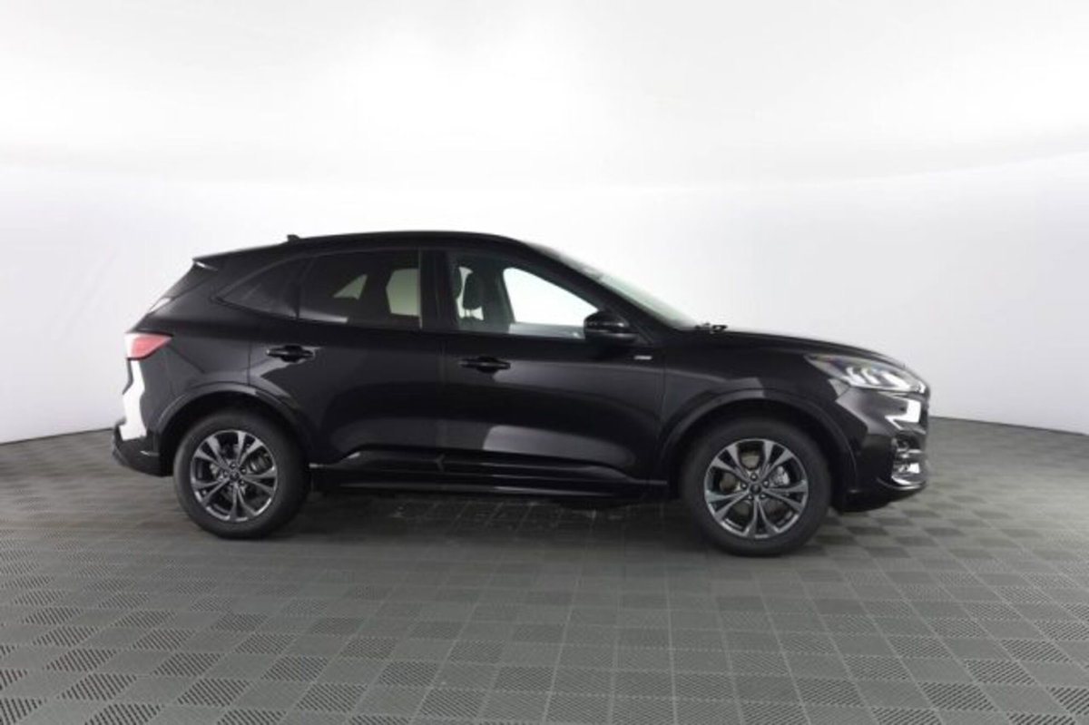 Ford Kuga 2.5 Plug In Hybrid 225 CV CVT 2WD ST-Line (3)