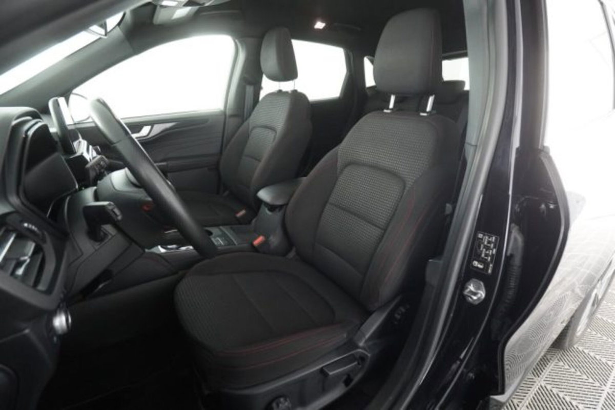 Ford Kuga 2.5 Plug In Hybrid 225 CV CVT 2WD ST-Line (9)