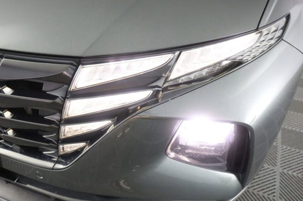 Hyundai Tucson 1.6 crdi 48V Xline 2wd dct (15)