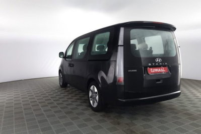 Hyundai Staria 2.2 awd auto (6)