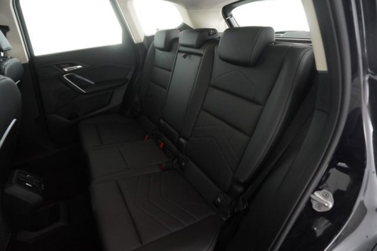 BMW X1 sDrive 18d xLine (3)