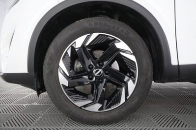 Nissan Qashqai 1.3 mhev N-Connecta 2wd 140cv (16)