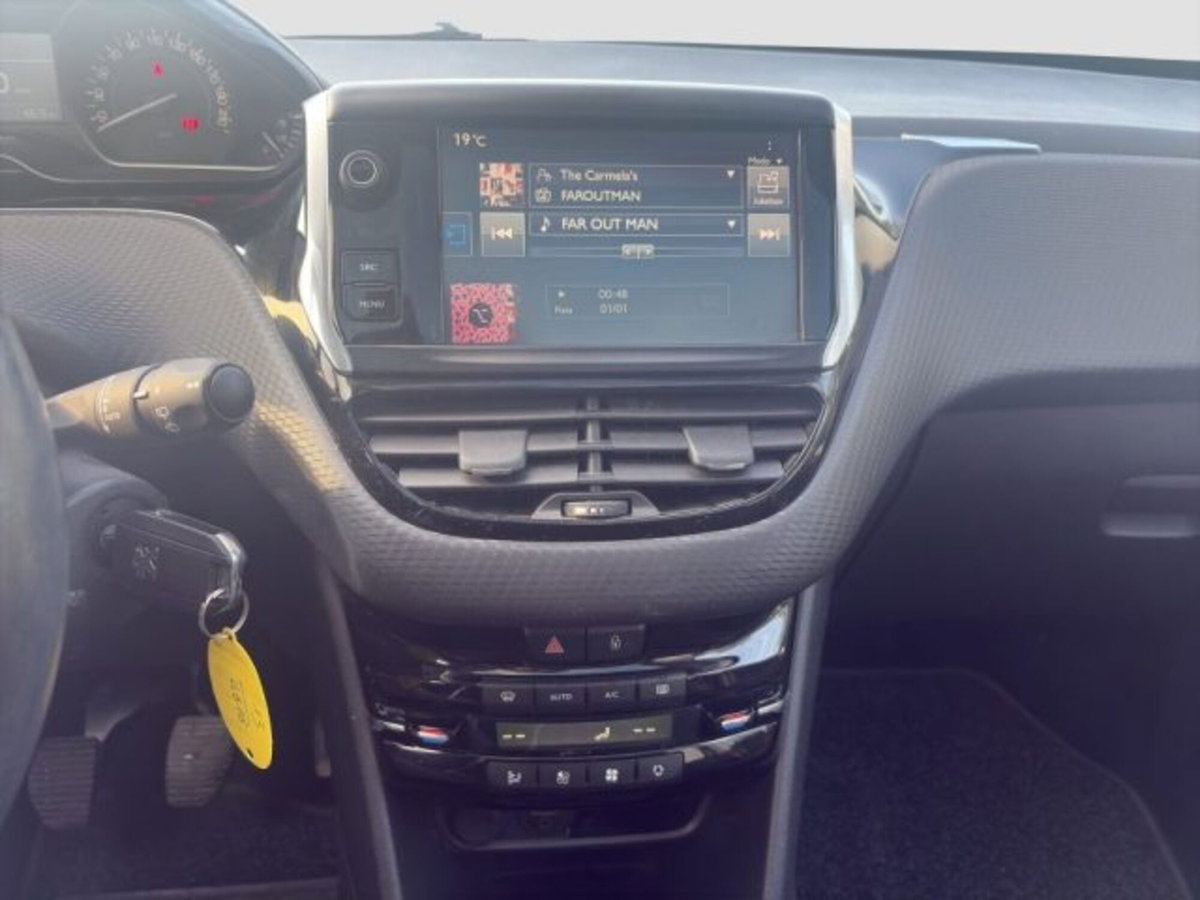 Peugeot 208 100 5 porte Allure (15)