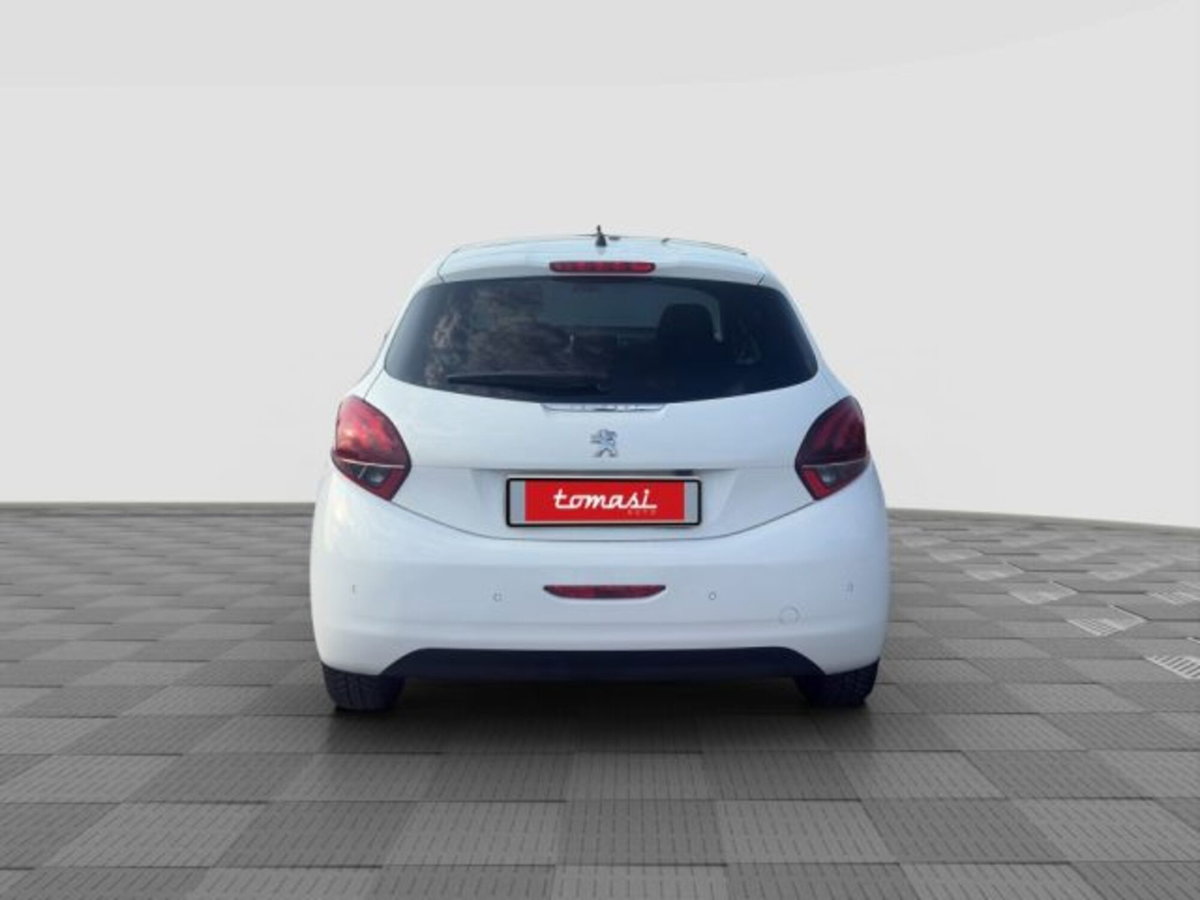Peugeot 208 100 5 porte Allure (4)