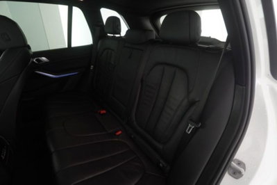 BMW X5 xDrive30d 48V xLine (11)