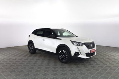 Peugeot 2008 BlueHDi 100 S&S GT Line (2)