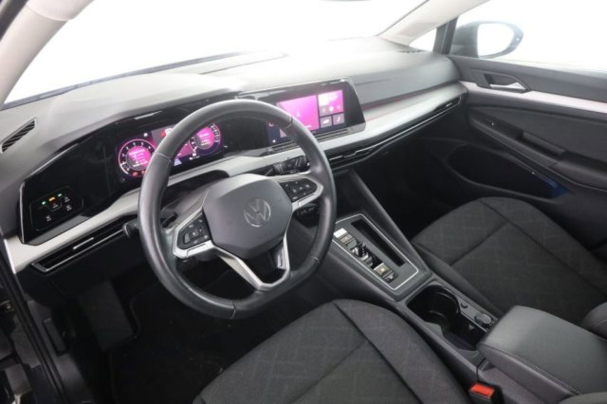 Volkswagen Golf Variant 1.0 eTSI EVO DSG Life
