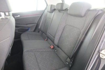 Volkswagen Golf Variant 1.0 eTSI EVO DSG Life (3)