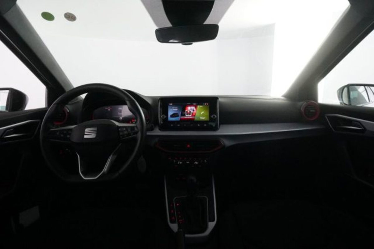 SEAT Arona 1.0 EcoTSI 115 CV DSG FR (3)