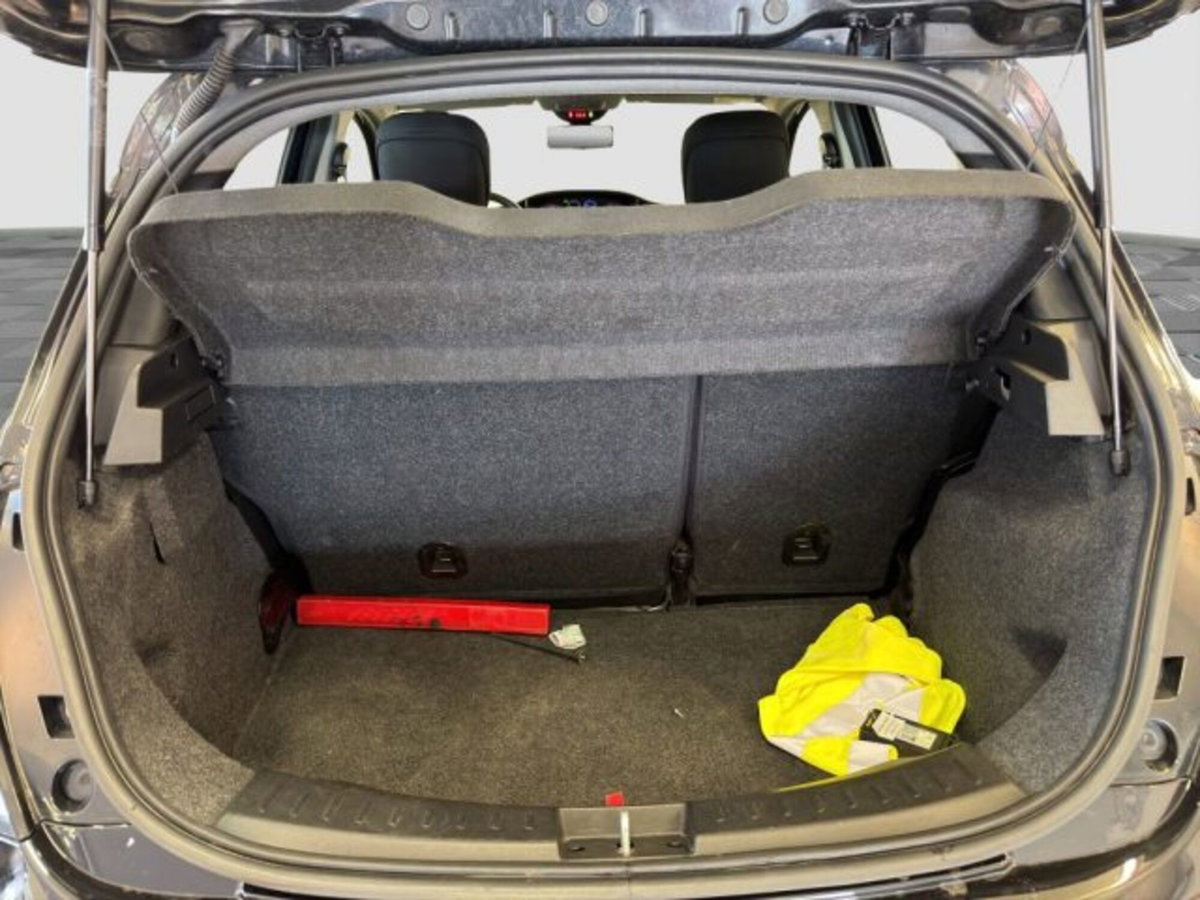 Lancia Ypsilon 1.0 FireFly 5 porte S&S Hybrid Ecochic Silver (13)