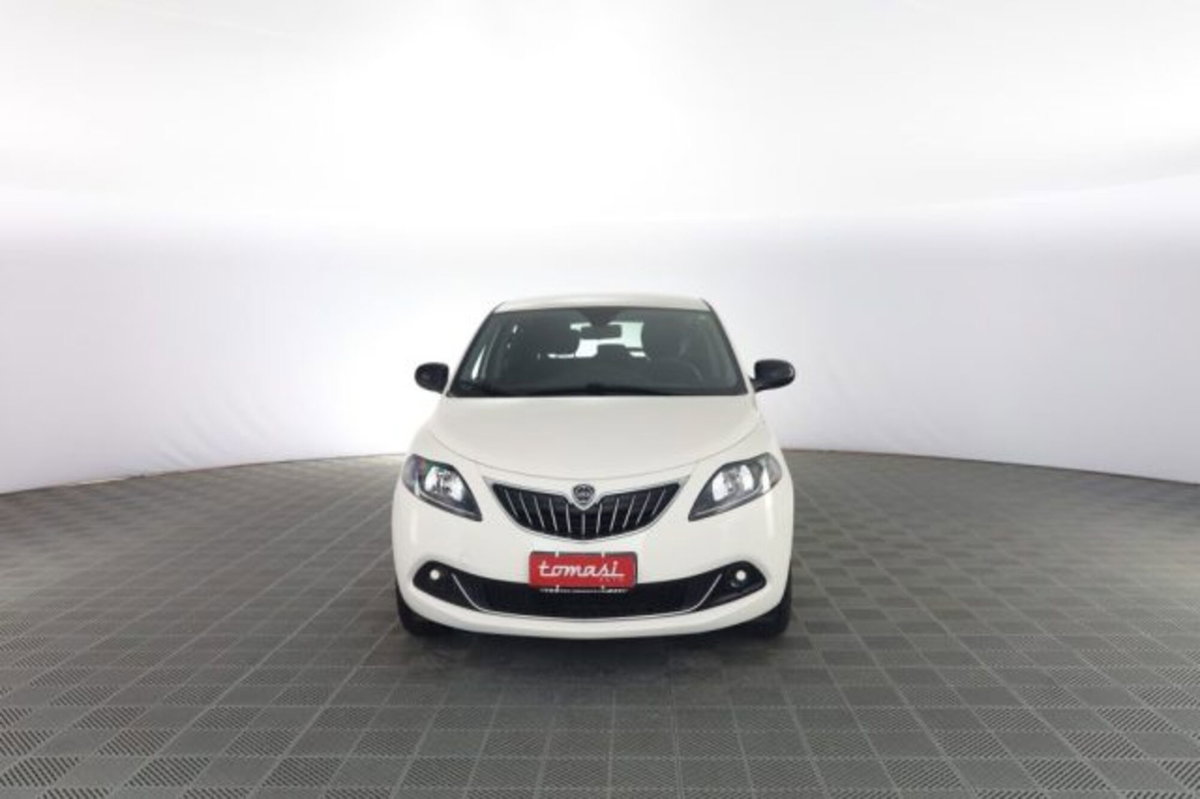 Lancia Ypsilon 1.0 FireFly 5 porte S&S Hybrid Ecochic Gold