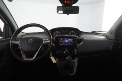 Lancia Ypsilon 1.0 FireFly 5 porte S&S Hybrid Gold Plus (12)