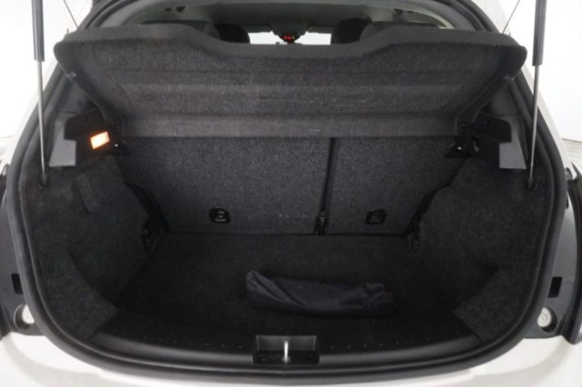 Lancia Ypsilon 1.0 FireFly 5 porte S&S Hybrid Ecochic Gold (14)