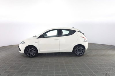 Lancia Ypsilon 1.0 FireFly 5 porte S&S Hybrid Gold Plus (7)