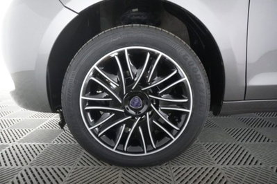 Lancia Ypsilon 1.0 FireFly 5 porte S&S Hybrid Silver Plus (16)