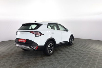 Kia Sportage 1.6 crdi mhev Business dct (4)