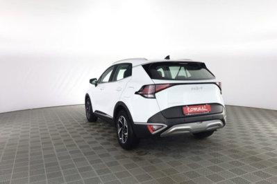 Kia Sportage 1.6 crdi mhev Business dct (6)
