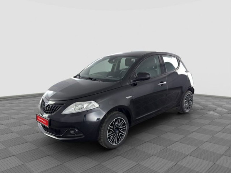 Lancia Ypsilon 1.0 FireFly 5 porte S&S Hybrid Ecochic Silver