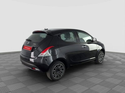 Lancia Ypsilon 1.0 FireFly 5 porte S&S Hybrid Ecochic Silver (5)