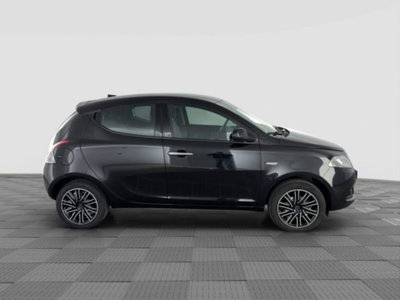 Lancia Ypsilon 1.0 FireFly 5 porte S&S Hybrid Ecochic Silver (6)