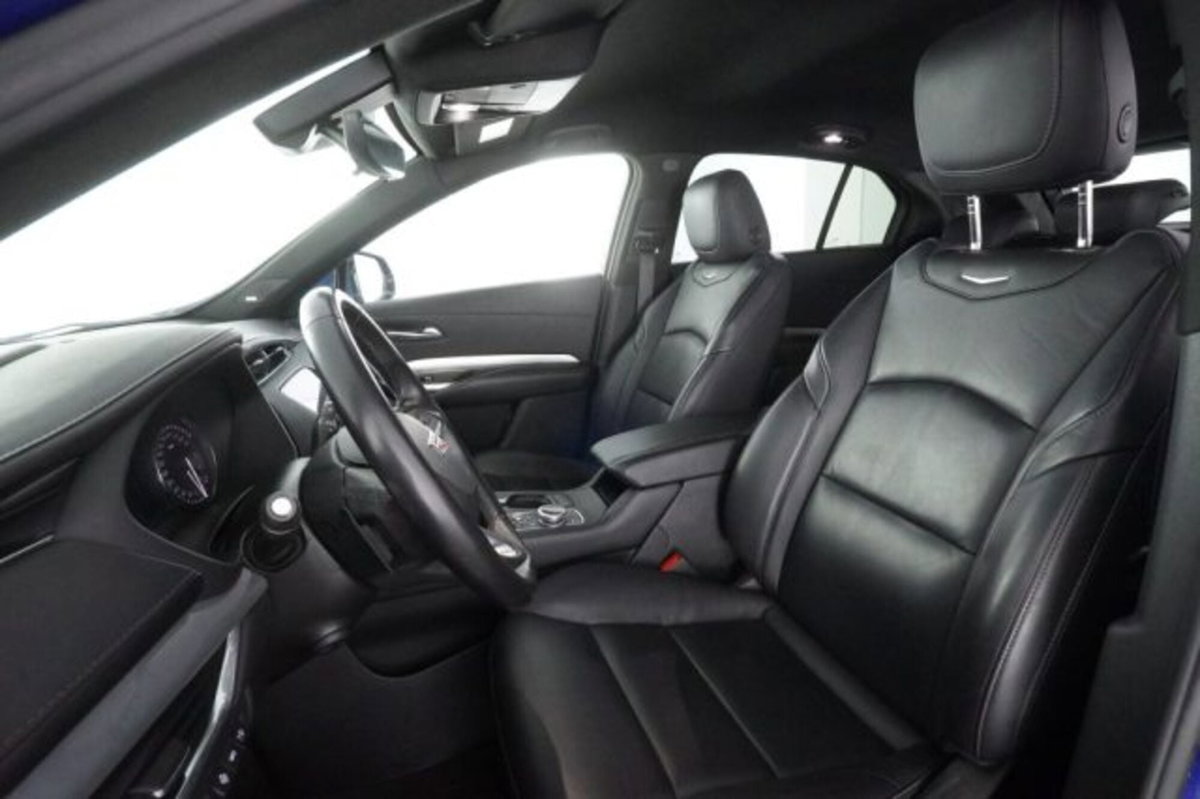 Cadillac XT4 XT4 350 TD AWD Premium Luxury (10)