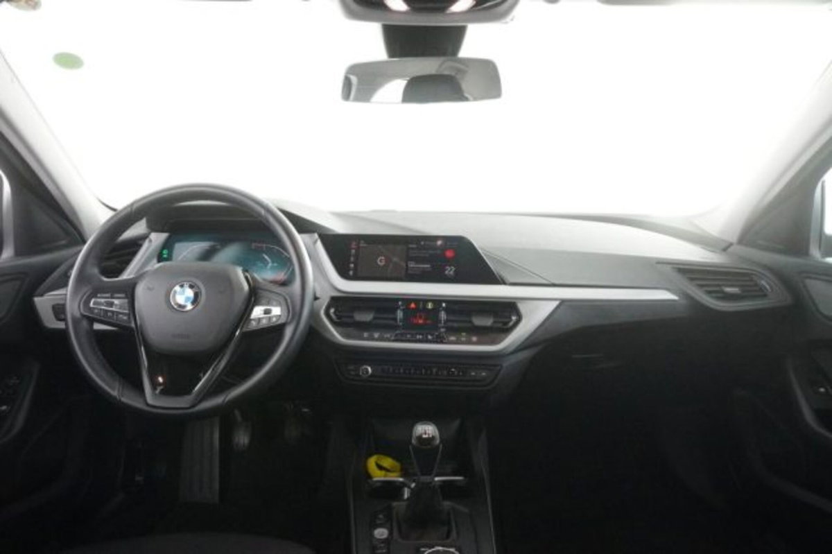 BMW Serie 1 116d 2.0 116CV cat 5 porte.It DPF (4)