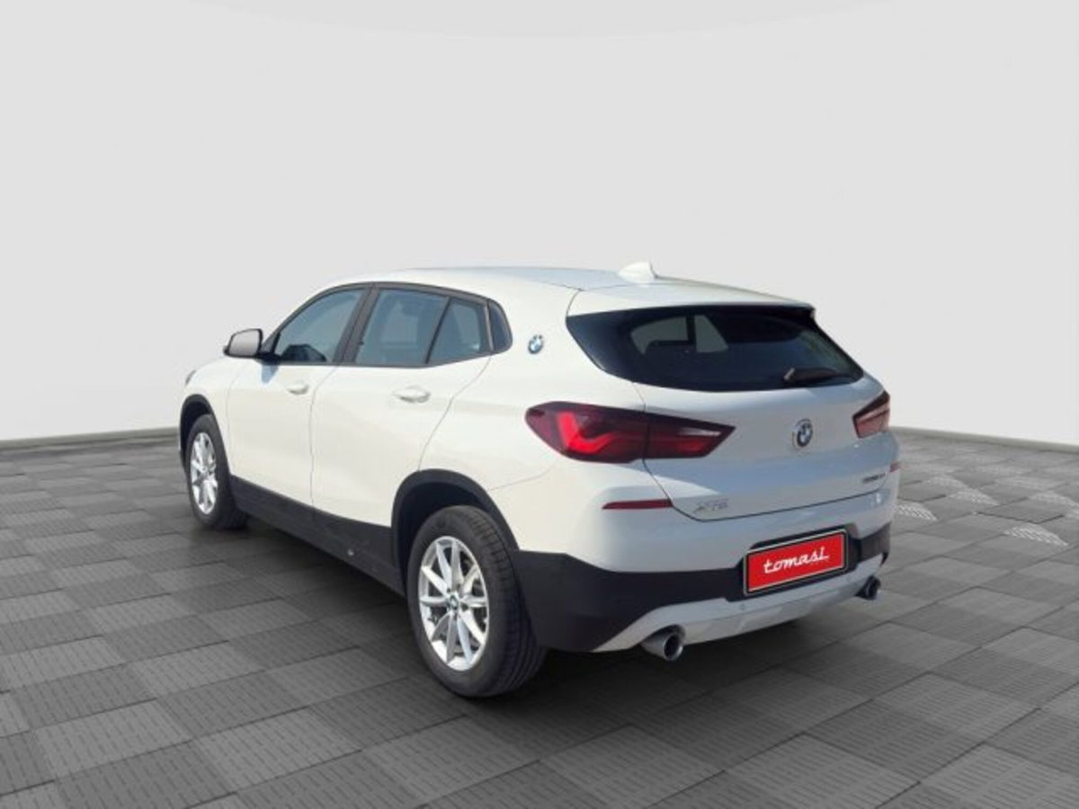 BMW X2 sDrive18d Advantage (3)