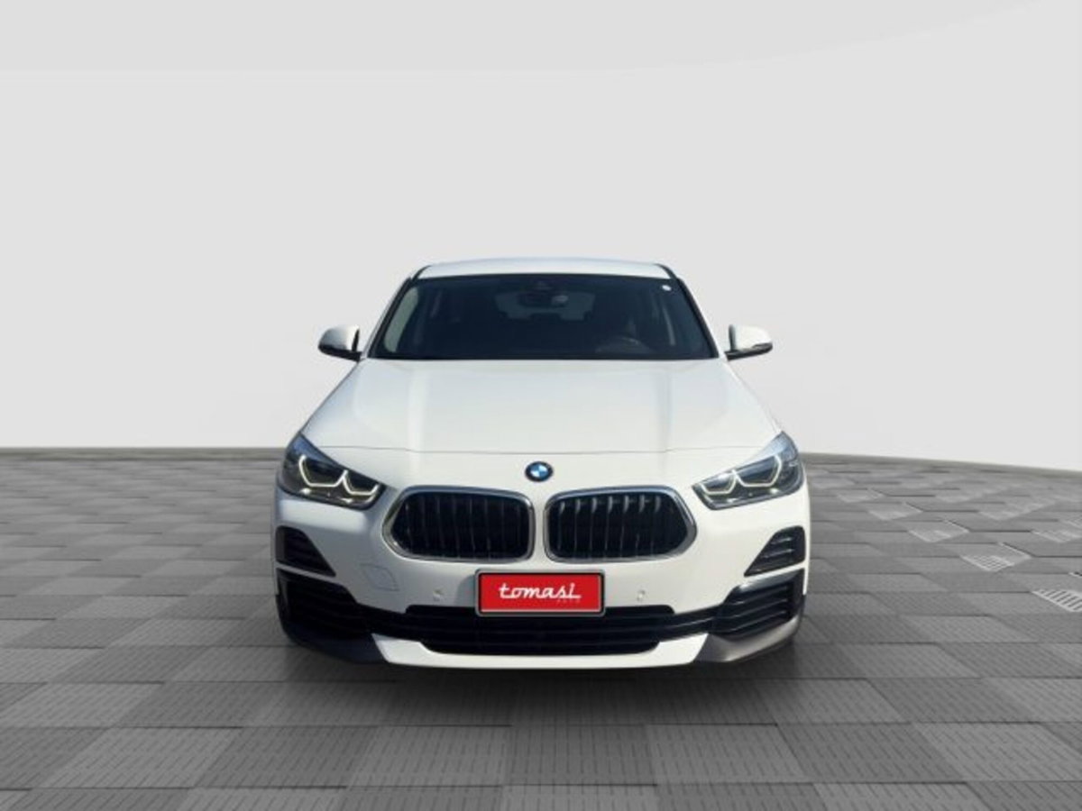 BMW X2 sDrive18d Advantage (8)