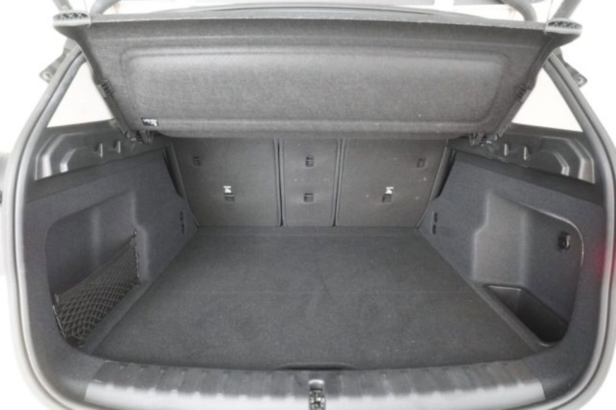 BMW X1 sDrive 18d xLine (14)