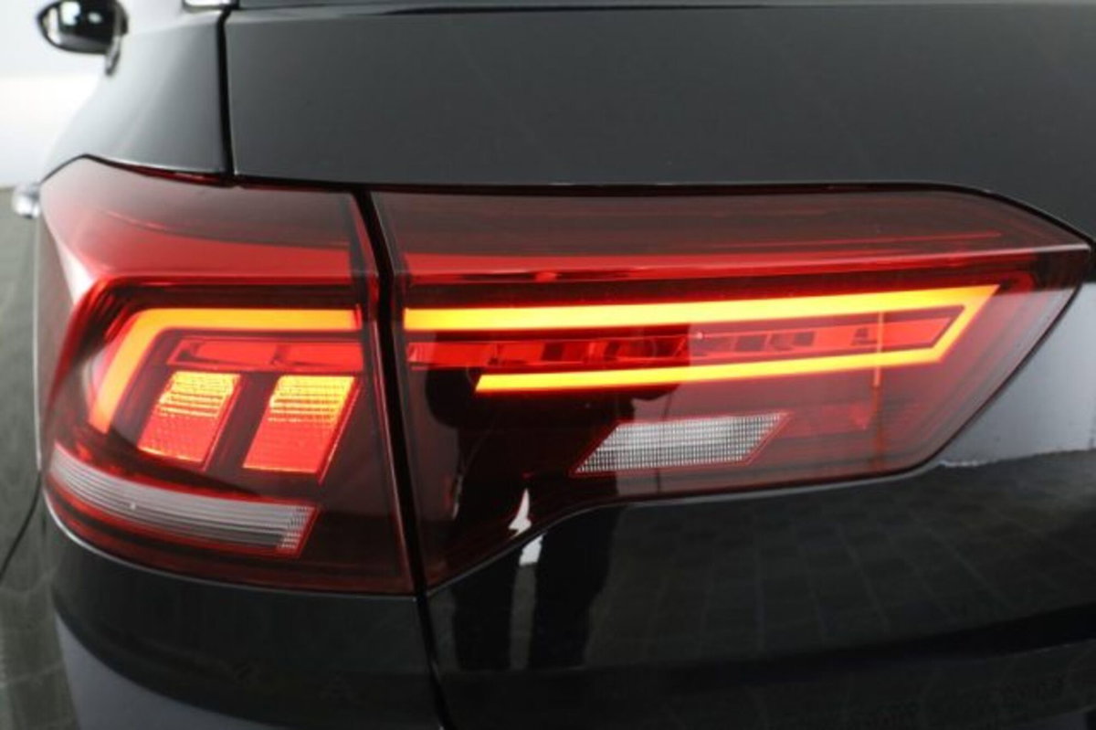Volkswagen T-Roc 1.0 tsi Style 115cv (10)