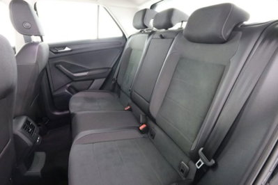 Volkswagen T-Roc 1.0 tsi Style 115cv (3)