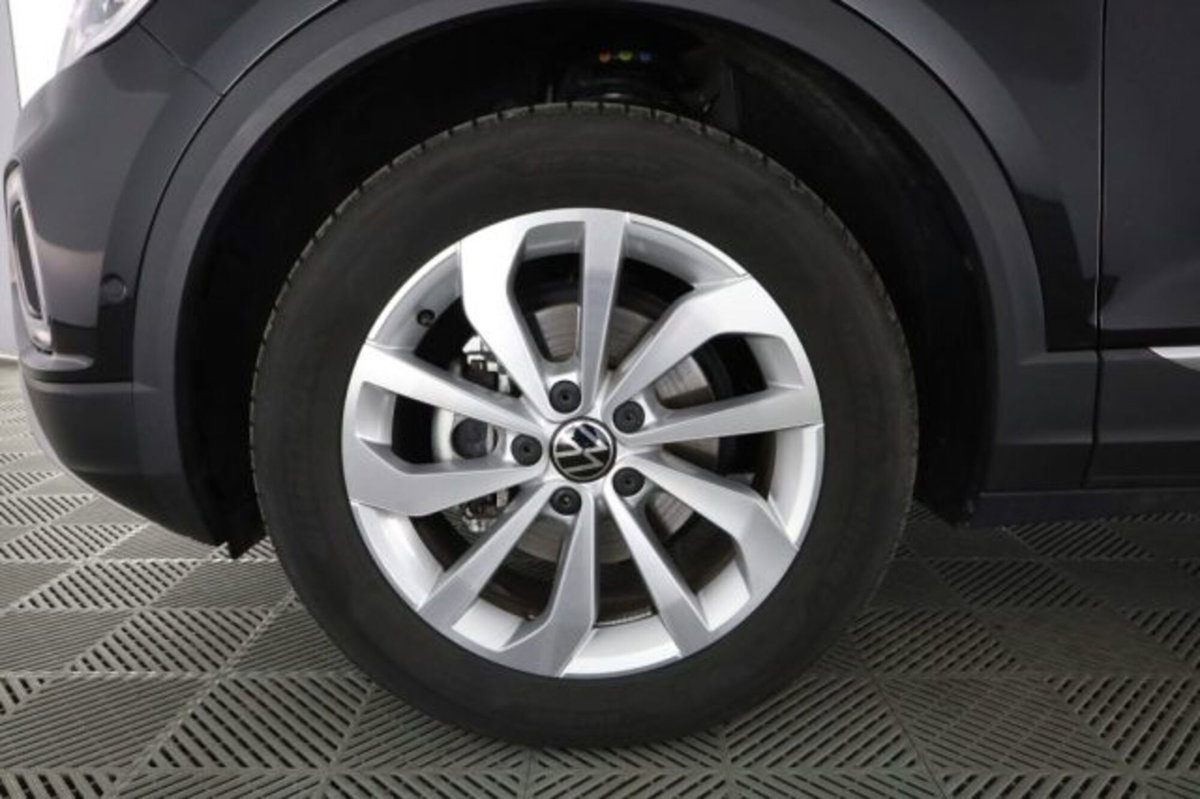 Volkswagen T-Roc 1.0 tsi Style 115cv (8)