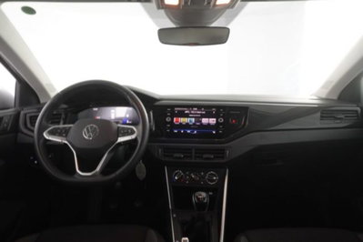 Volkswagen Polo 1.0 evo Life 80cv (12)