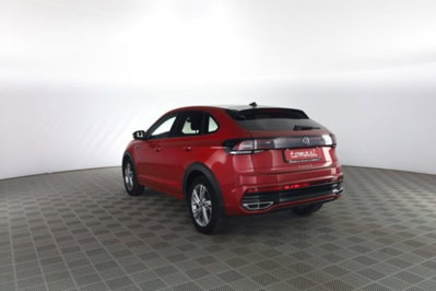 Volkswagen Taigo 1.0 TSI 110 CV DSG R-Line (6)